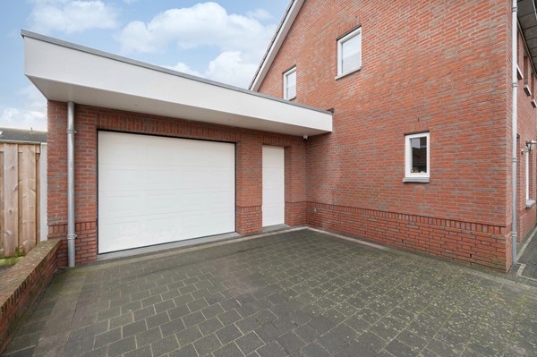 Medium property photo - Julianastraat 34, 4741 BW Hoeven